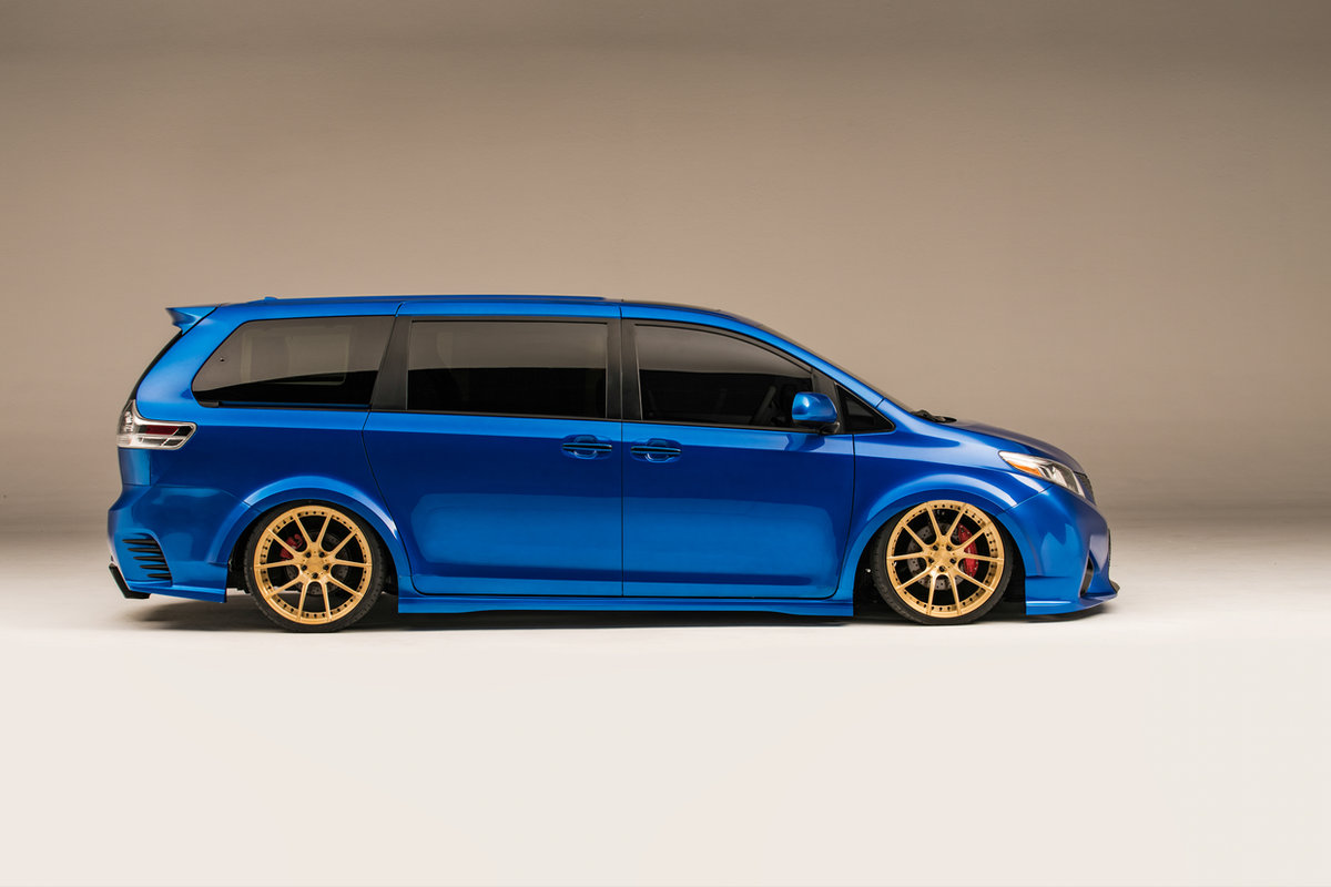EXCLUSIVE CONTENT: SEMA 2016 Toyota Extreme Sienna