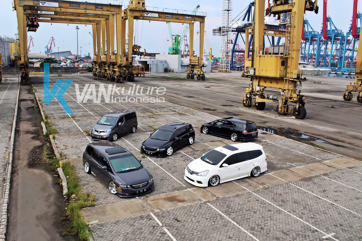 VANkulture Indonesia (official) photo session at the port of Tanjung Priok - North Jakarta