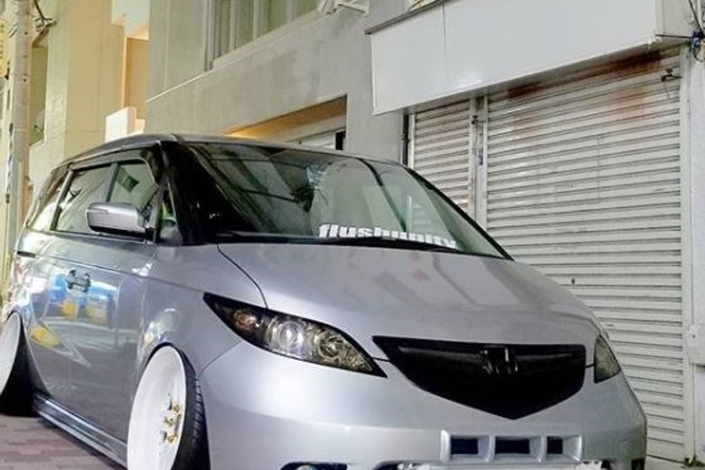 Spotlight: Hiroflush_411 Honda Elysion