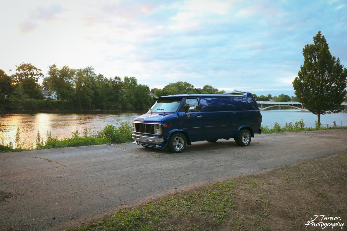 Spotlight: Josh's 1985 Chevy G20 Van