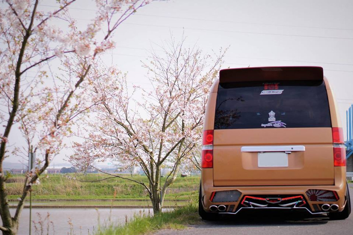 Spotlight: Sakura Stepwagon