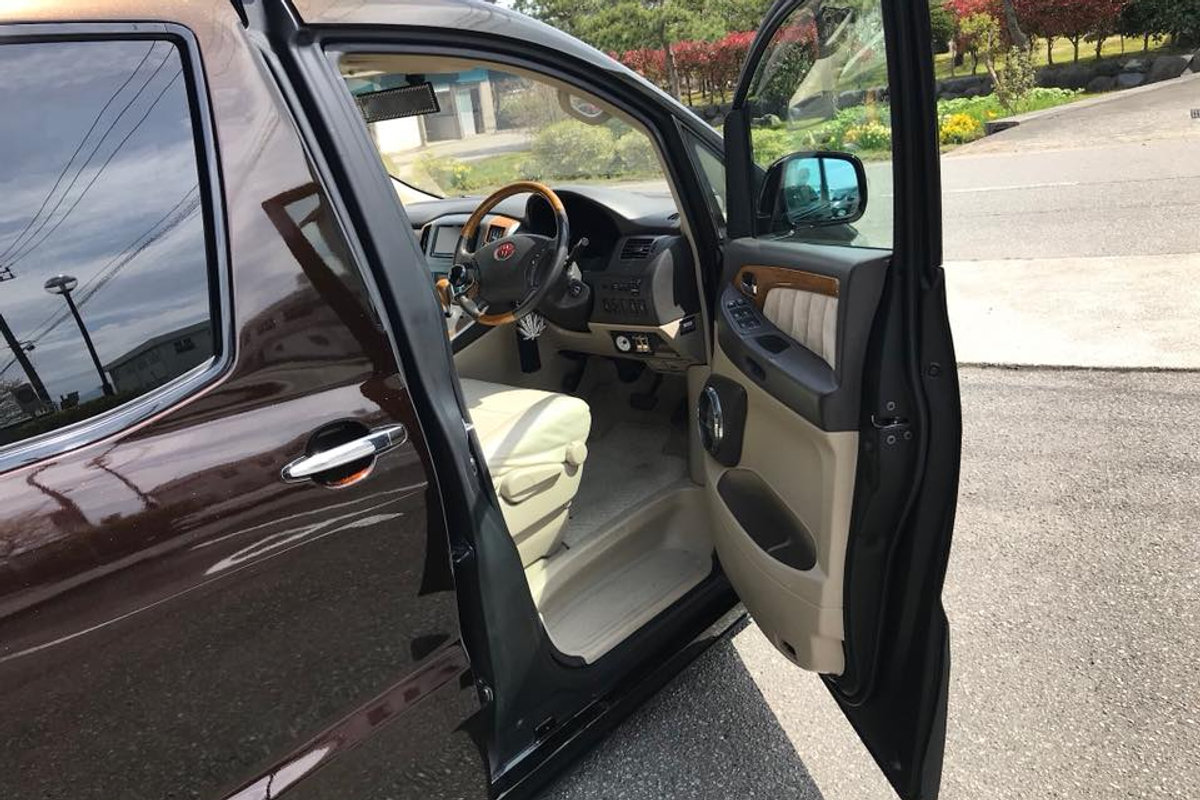 RE Works H10W Toyota Alphard