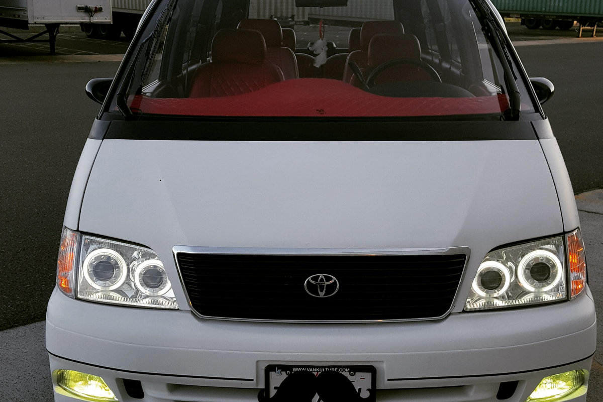 Retrospect: Lydell's Toyota Previa
