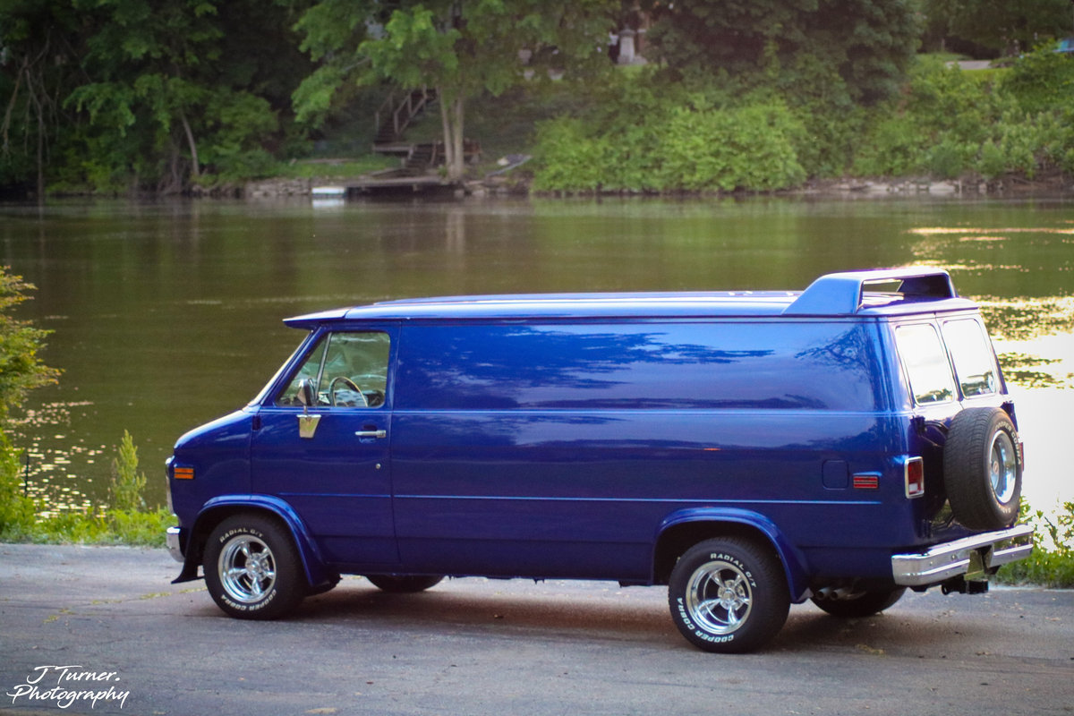 Spotlight: Josh's 1985 Chevy G20 Van