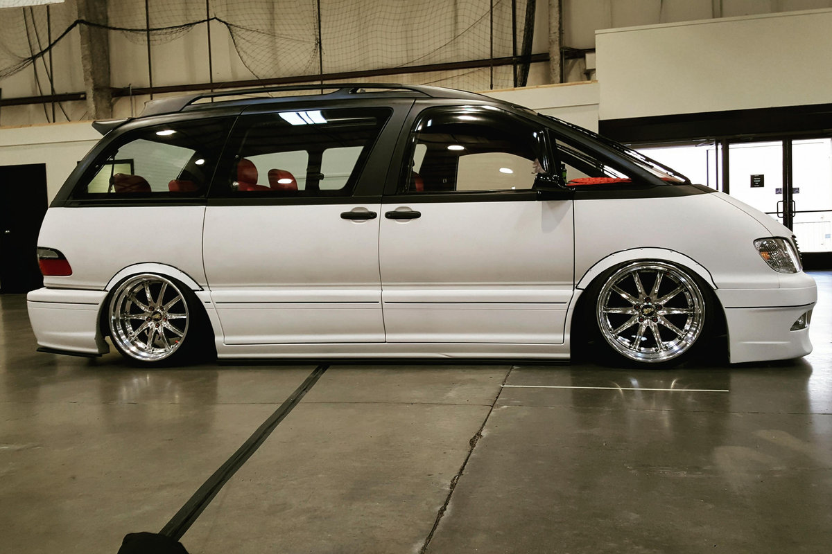 Retrospect: Lydell's Toyota Previa
