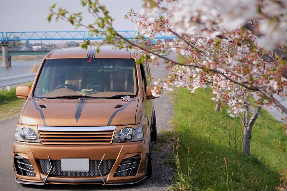 Spotlight: Sakura Stepwagon