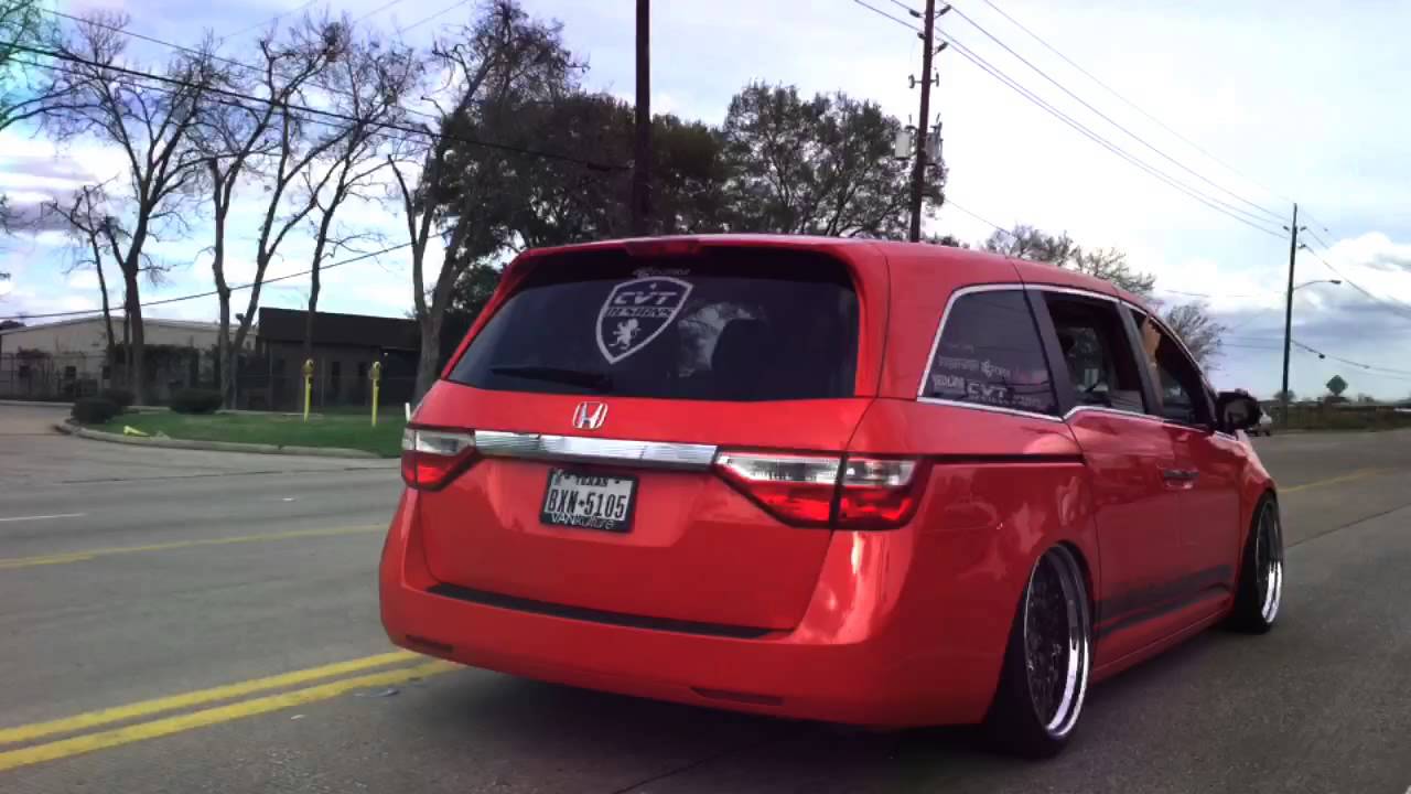VanKulture Texas member Odyssey on AG wheels